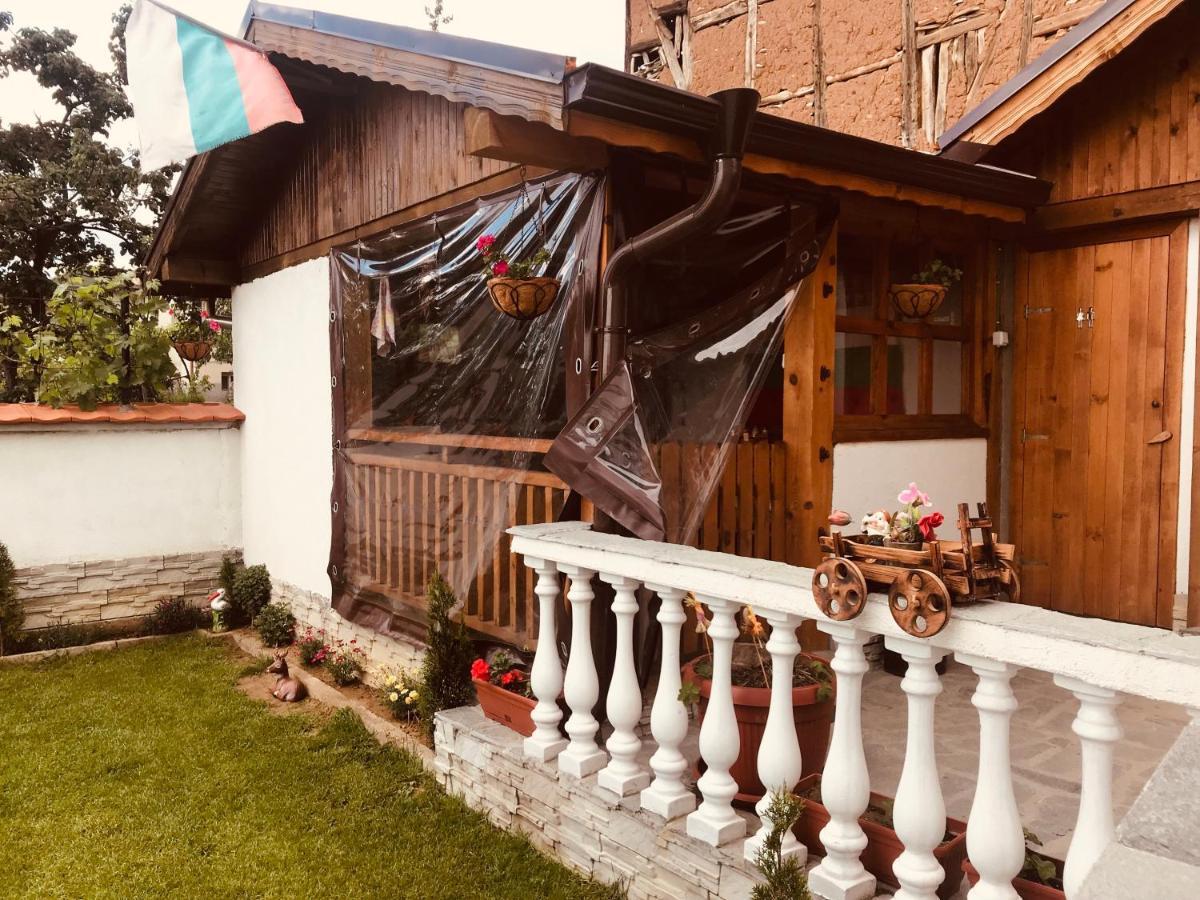 Guest House Grahlyov Sapareva Banya ภายนอก รูปภาพ